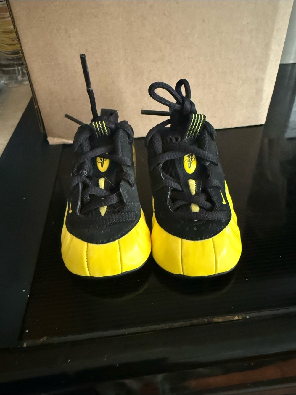 Infant Nike shoes size 1c